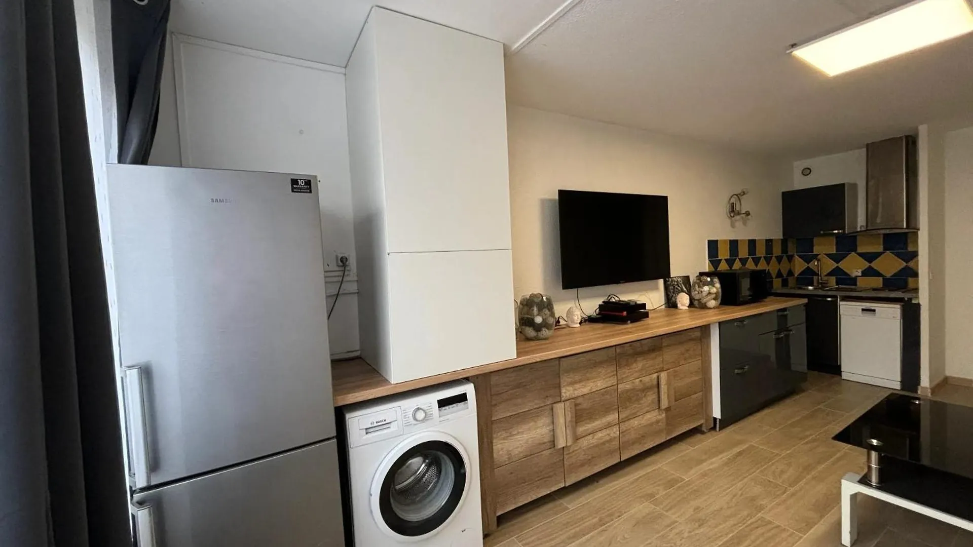 Studio Accueillant Au Coeur De Frejus 25 M² Piscine Partagee