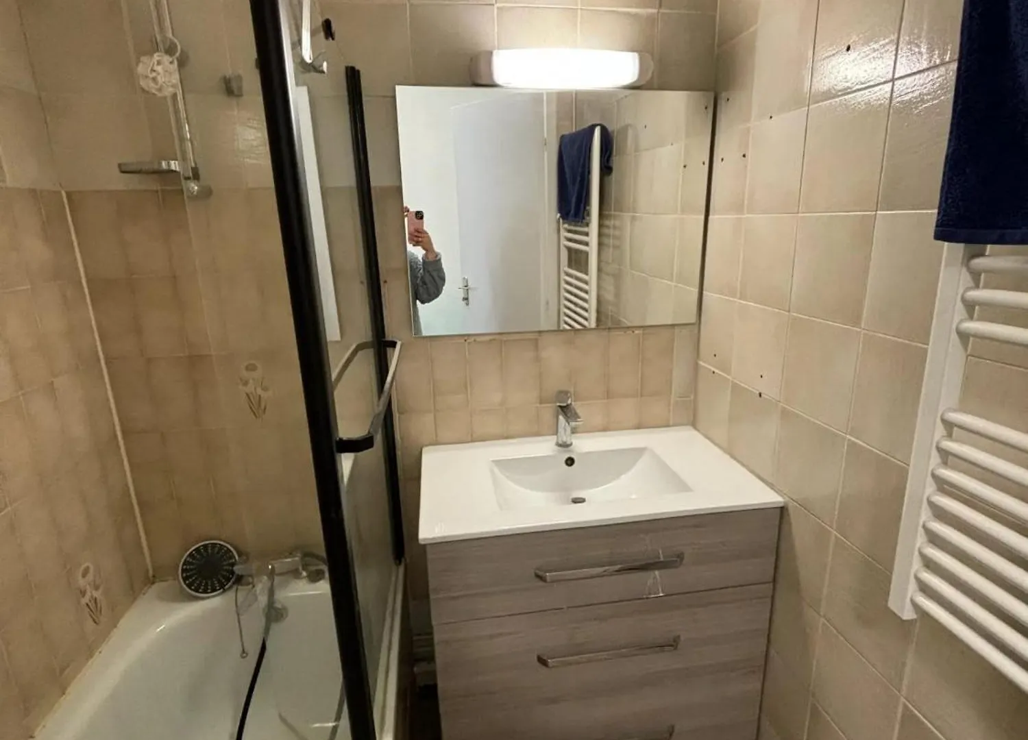 Studio Accueillant Au Coeur De Frejus 25 M² Piscine Partagee