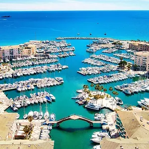 F2 à Port-fréjus 2/4 Personnes Appartement